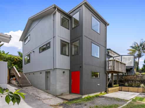 4/56 Fourth Avenue, Kingsland