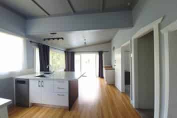 3199 Great North Road, New Lynn