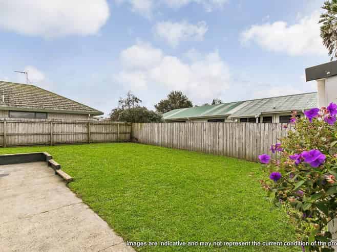 1/19 Solveig Place, Manurewa