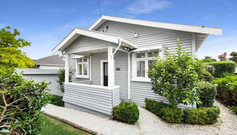 127 Western Springs Road, Morningside