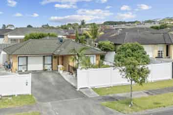 10 Ironstone Place, Randwick Park