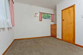 8 Radiata Lane, Chatswood