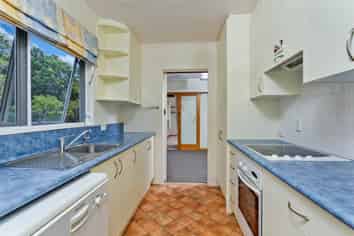 8 Radiata Lane, Chatswood