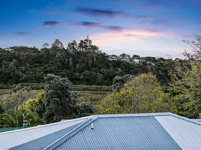 130B Taikata Road, Te Atatu Peninsula