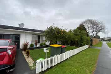 2/50 Jellicoe Road, Manurewa