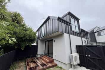 18 Kipax Place, Riccarton