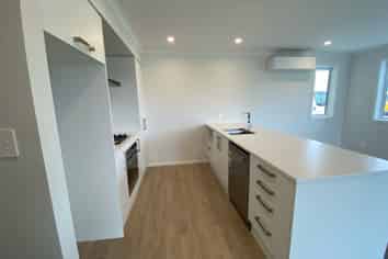 72 Hinemoa Street, Levin