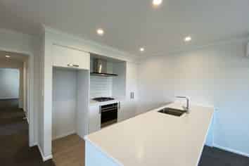 72 Hinemoa Street, Levin