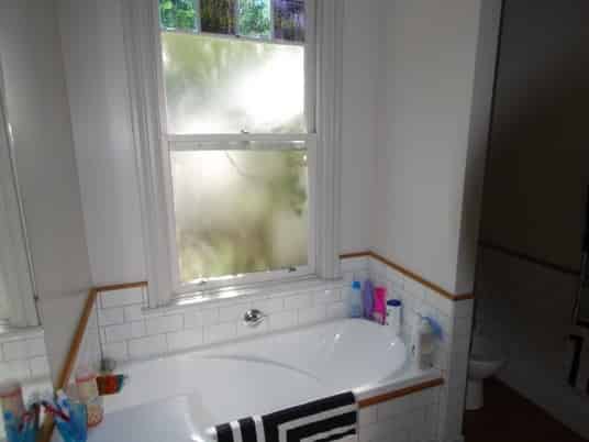 1 (upper flat) Hadfield Tce, Kelburn