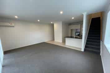 1/44 Carlos Drive, Flat Bush