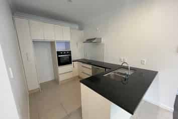 1/44 Carlos Drive, Flat Bush