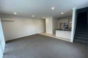 1/44 Carlos Drive, Flat Bush