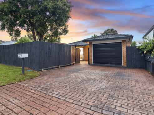 2/19 Sailfish Drive, West Harbour