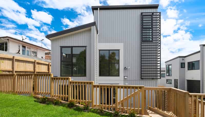 5/1088 Beach Road, Torbay