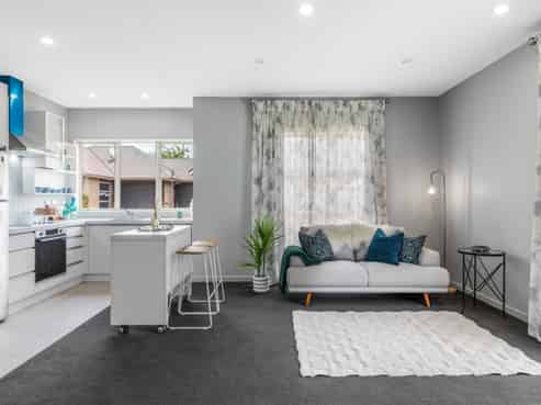 2/402 Innes Road, Mairehau