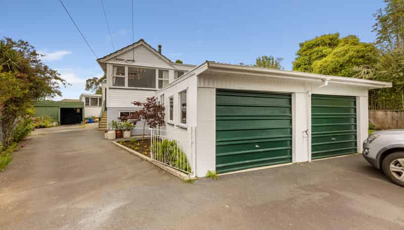 10 Thesis Street, Halfway Bush