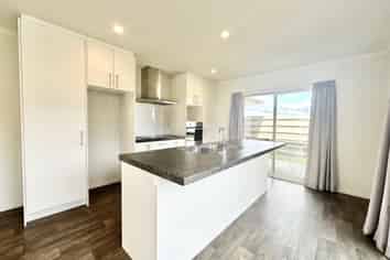 62A Simpson Road, Papamoa