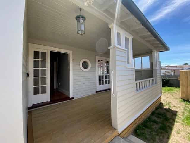 406A Avenue Road West, Hastings