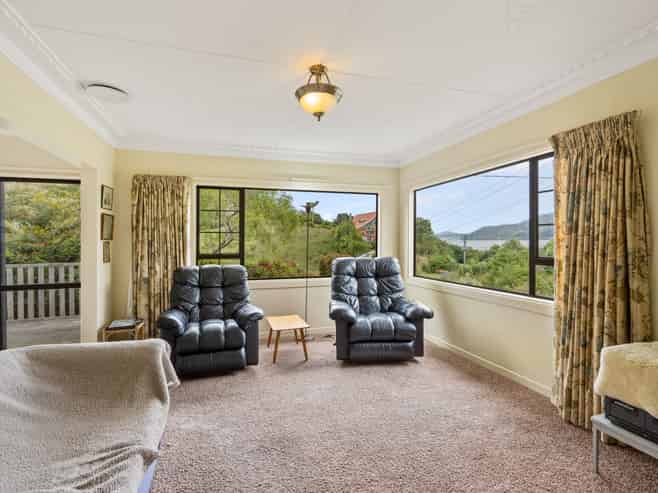 15 McTaggart Street, Company Bay