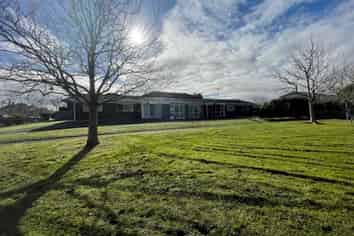 1/77 Tiraumea Drive, Pakuranga