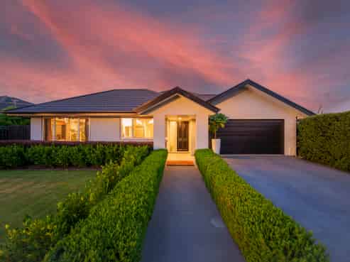 14 Mounter Avenue, Northwood