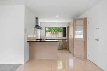 51 Gadsby Road, Favona