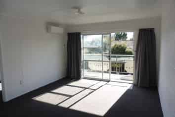 10/200 Grey Street, Hamilton East