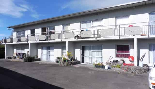 10/200 Grey Street, Hamilton East