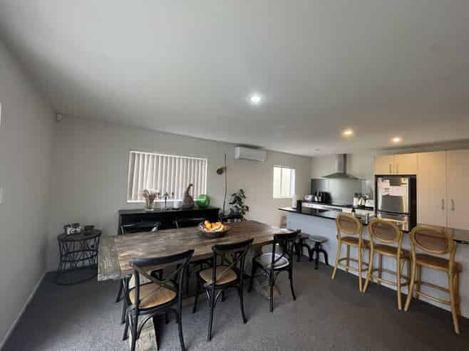 22 Popokatea Drive, Takanini