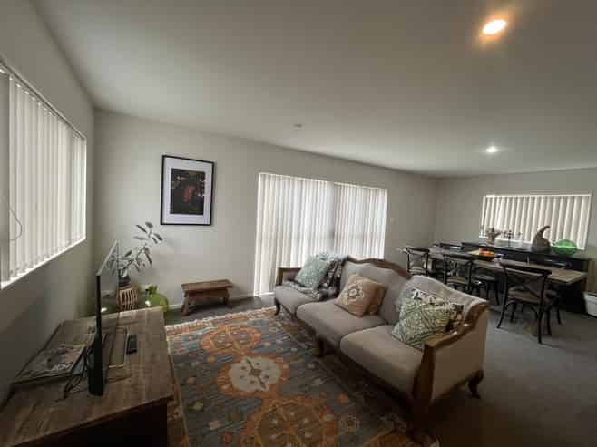 22 Popokatea Drive, Takanini