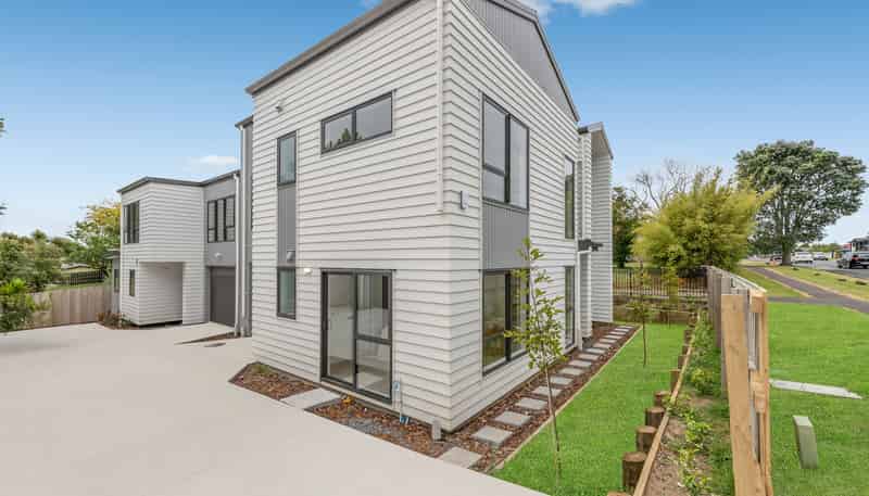 77A & 77B Buckland Road, Mangere