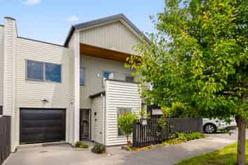 8 Sager Midgley Road, Hobsonville