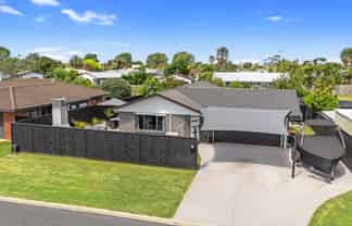 57 Kane Road, Papamoa Beach