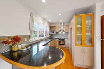 77 Macleans Road, Bucklands Beach