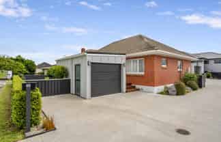 55B Pemberton Crescent, Greerton