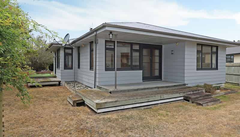 7 McPherson Road, Waitaki Bridge, Oamaru