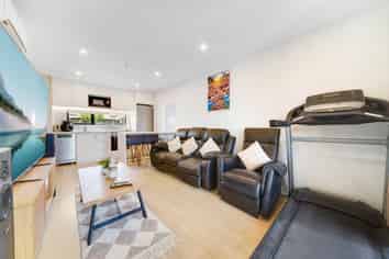 3/2 Parson Lane, Papatoetoe