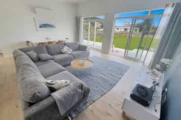 16 Rua Avenue, Waitarere Beach