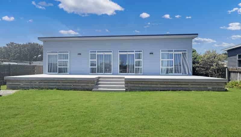 16 Rua Avenue, Waitarere Beach