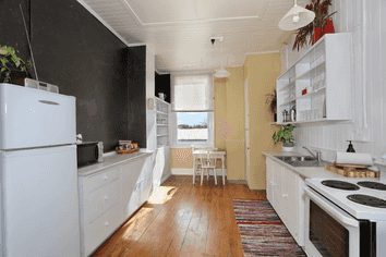 1/256 Broadway, Marton