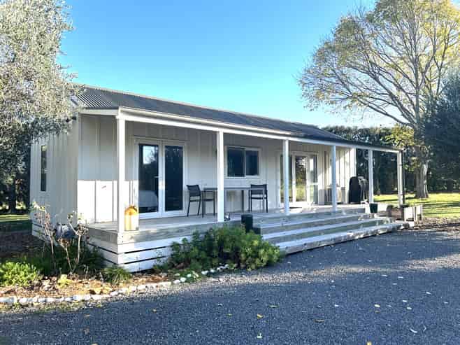 1133 Links Road, RD3, Waiohiki