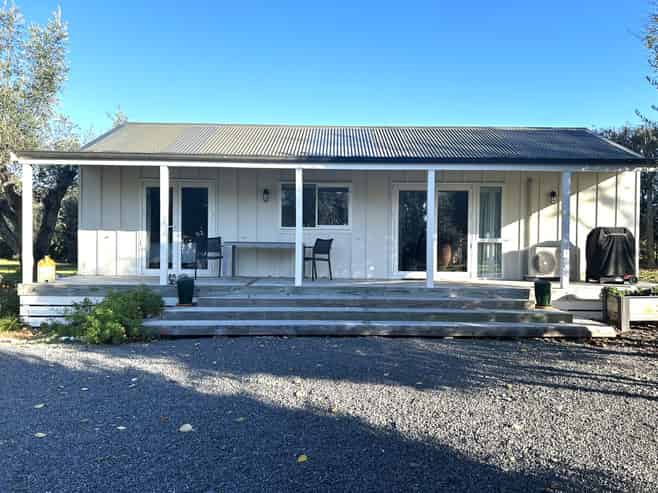1133 Links Road, RD3, Waiohiki