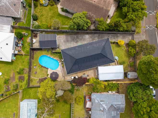 4 Spinella Drive, Bayview