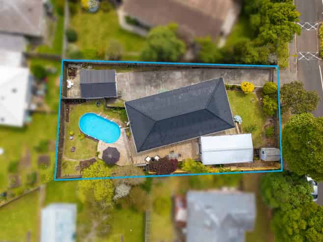 4 Spinella Drive, Bayview