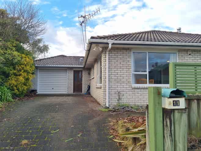 11 Te Hatepe Avenue, Taupo