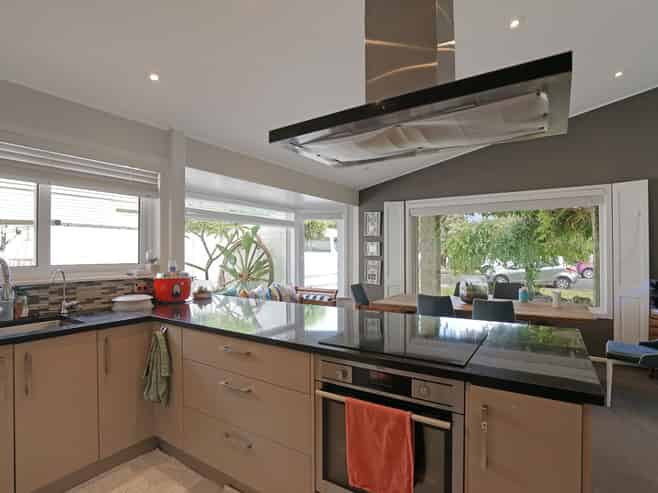 6 Magnolia Avenue, Opaheke