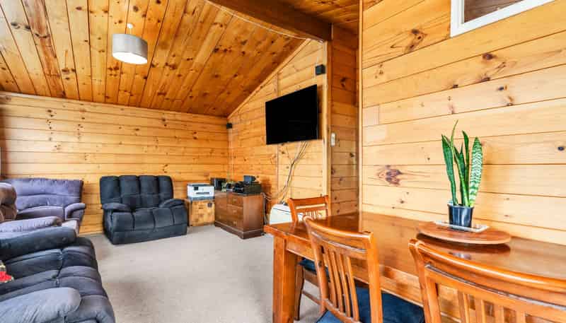 370 Tay Street, Turnbull Thomson Park