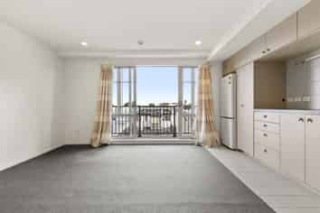 3K/3 Keystone Avenue, Mount Roskill