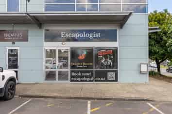 Versatile Albany Showroom or Office | 170 m2