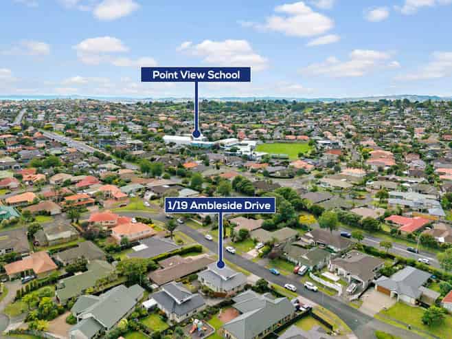 1/19 Ambleside Drive, Northpark